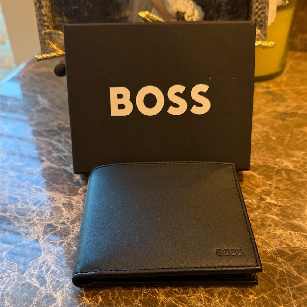 BOSS Randy leather bifold wallet